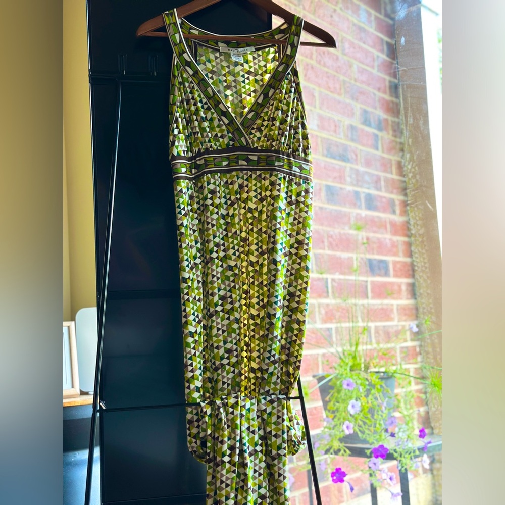 Max Studio Green and Black Sleeveless V-Neck Maxi Dress